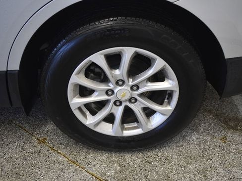 Used 2020 Chevrolet Equinox LT image 22
