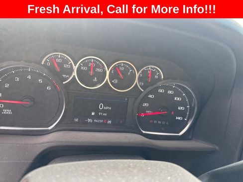 Used 2021 Chevrolet Silverado 1500 LT Trail Boss w/ LPO, Dark Essentials Package AWD/4WD image 4