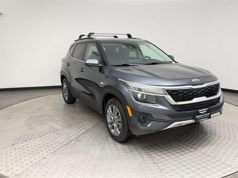 Used 2021 Kia Seltos S image 8