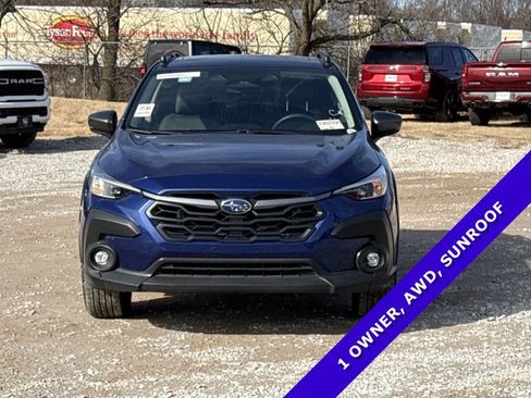 Used 2024 Subaru Crosstrek 2.0i Premium image 2