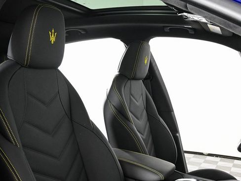 New 2025 Maserati Grecale GT image 24
