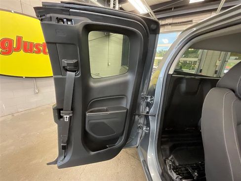 Used 2022 Chevrolet Colorado LT w/ Fleet Safety Package image 19