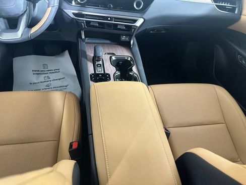 Used 2024 Lexus RX 350 Premium w/ Cold Area Package AWD/4WD image 23