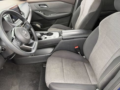 Used 2023 Nissan Rogue SV FWD image 18
