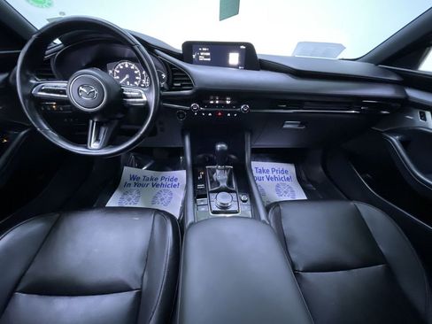Used 2021 MAZDA MAZDA3 Hatchback w/Premium Plus Pkg image 18