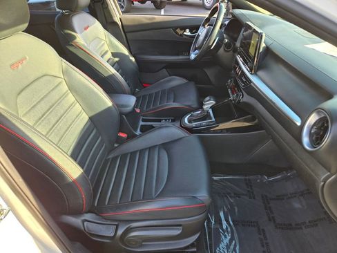 Used 2022 Kia Forte GT w/ GT2 Package image 15