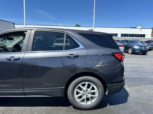 Used 2022 Chevrolet Equinox LT AWD/4WD image 7
