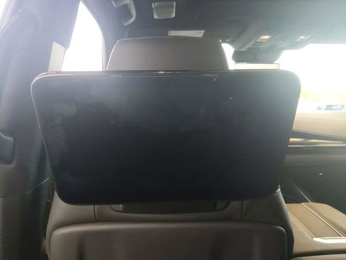 Used 2023 Cadillac Escalade ESV V AWD/4WD image 21