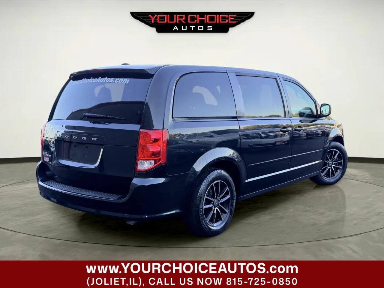 Used 2016 Dodge Grand Caravan SXT FWD image 5