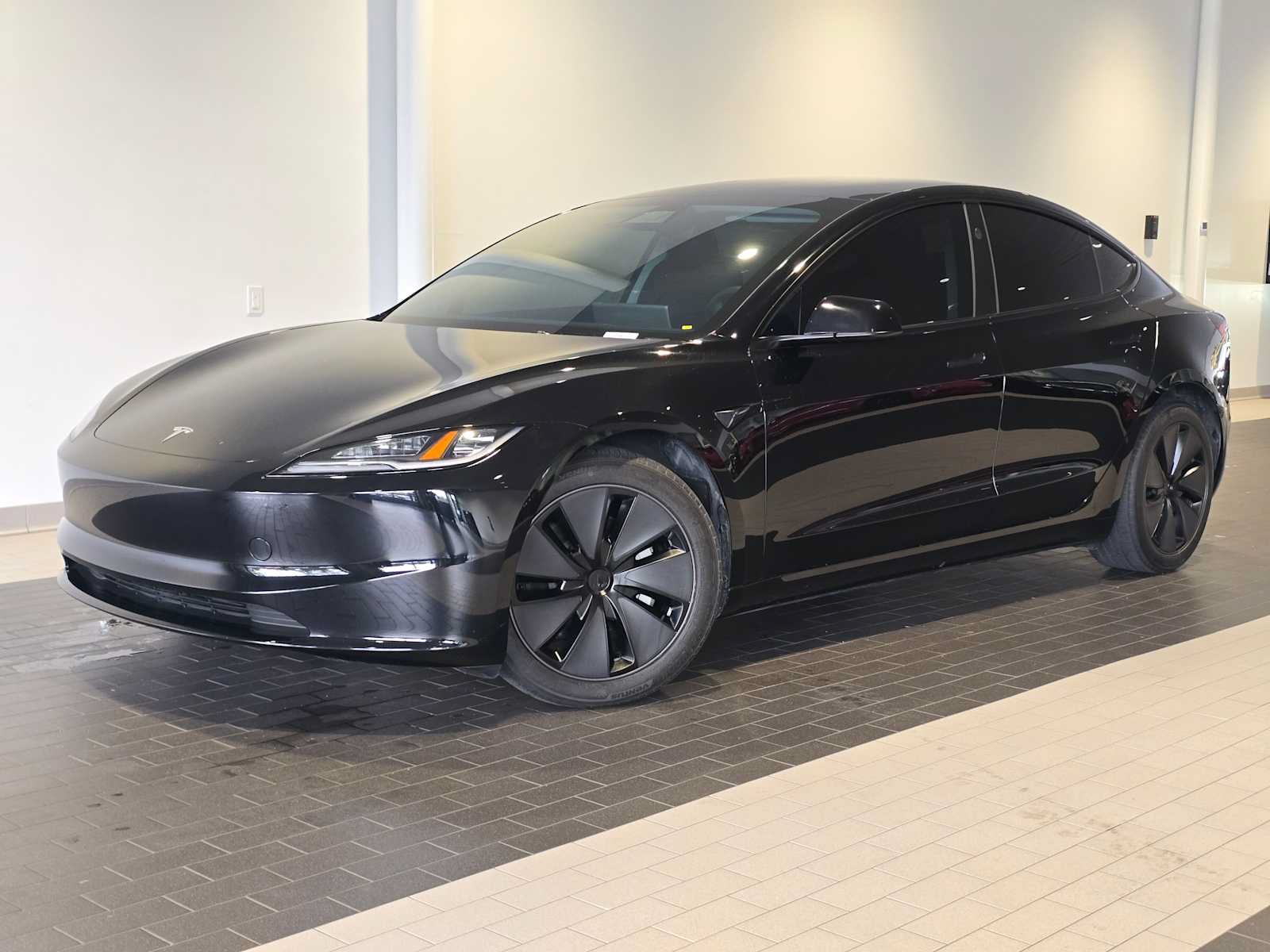 Used 2025 Tesla Model 3 Long Range AWD/4WD image 1