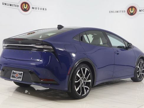 Used 2024 Toyota Prius Prime Premium w/ Advanced Technology Package FWD image 3