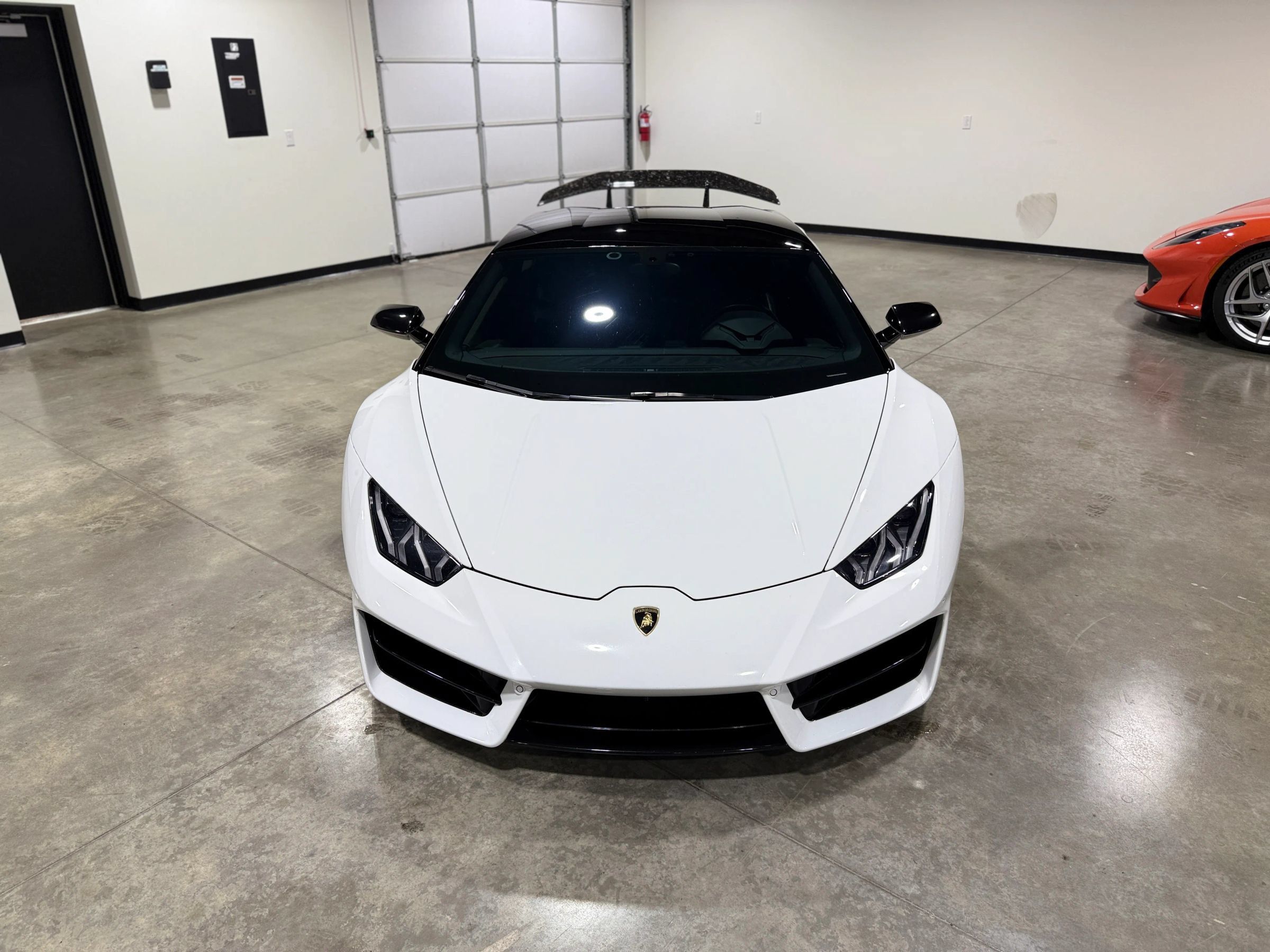 Used 2017 Lamborghini Huracan LP 580-2 RWD image 11