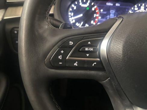 Used 2019 INFINITI QX50 Essential w/ Sensory Package image 21