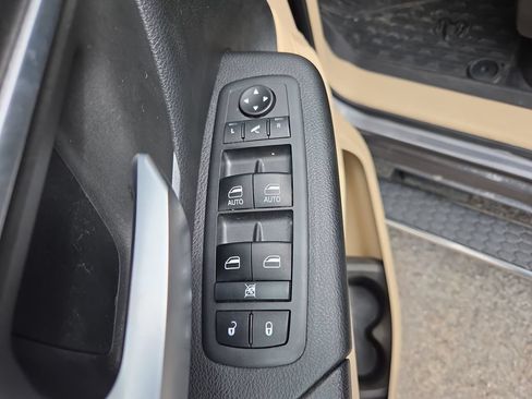 Used 2019 RAM 1500 Big Horn AWD/4WD image 32