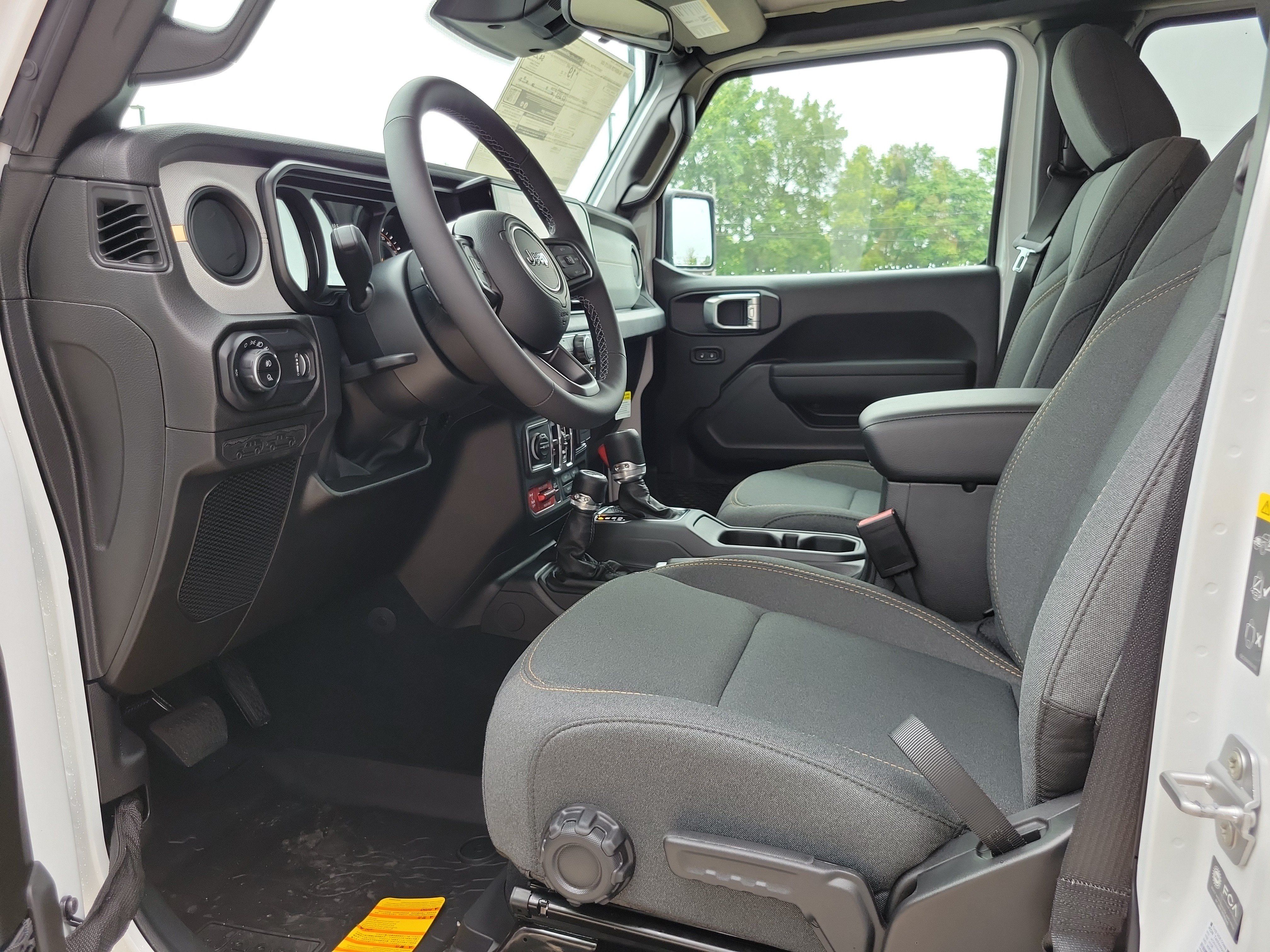 New 2027 Jeep Gladiator Sport AWD/4WD image 7