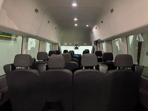 Used 2023 Ford Transit 350 XLT AWD/4WD image 7
