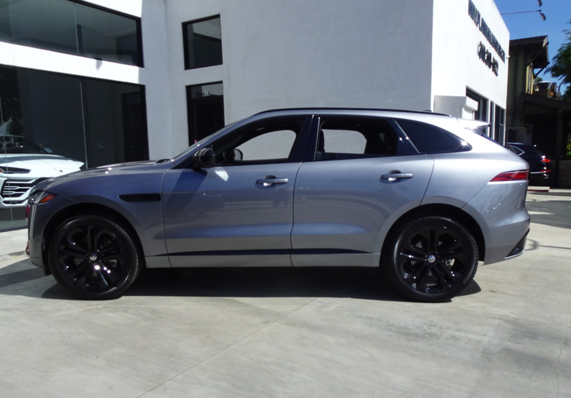 Used 2026 Jaguar F-PACE R-Dynamic S AWD/4WD image 3