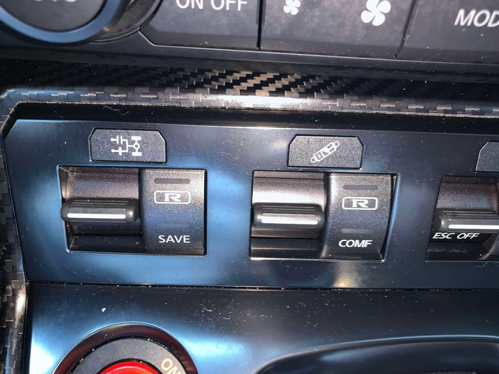 Used 2024 Nissan GT-R Premium w/ Floor Mat Package AWD/4WD image 50