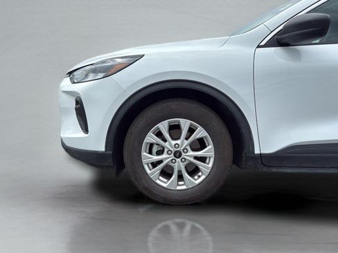 Certified 2023 Ford Escape Active w/ Cold Weather Package FWD image 10