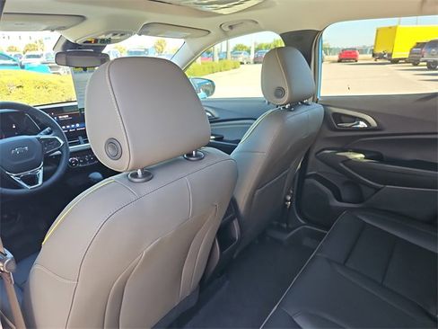 New 2026 Chevrolet Trax ACTIV w/ Sunroof Package image 11