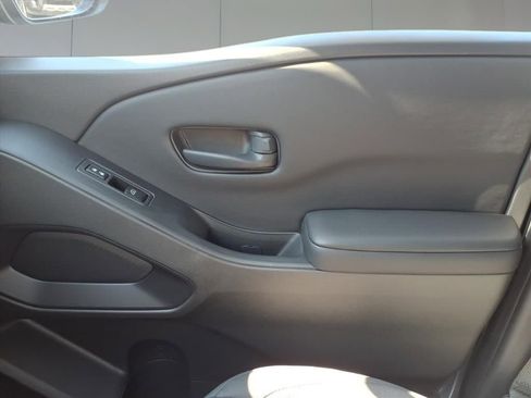 New 2026 Nissan Frontier S image 19