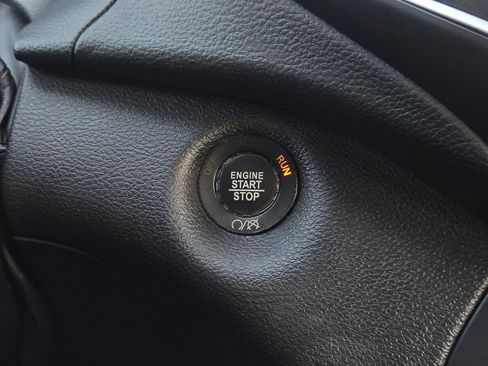 Used 2019 Jeep Cherokee Trailhawk image 23