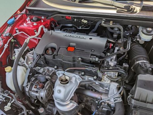 Used 2022 Honda Civic Sport image 12