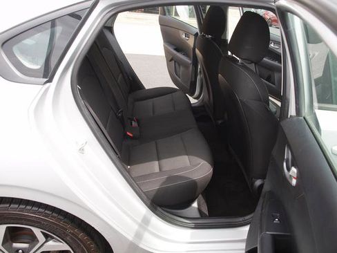Used 2019 Kia Forte LXS FWD image 7