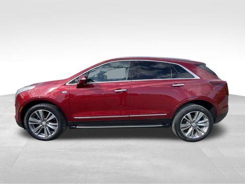 Used 2022 Cadillac XT5 Premium Luxury w/ Technology Package AWD/4WD image 17
