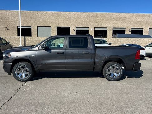 New 2026 RAM 1500 Big Horn AWD/4WD image 3