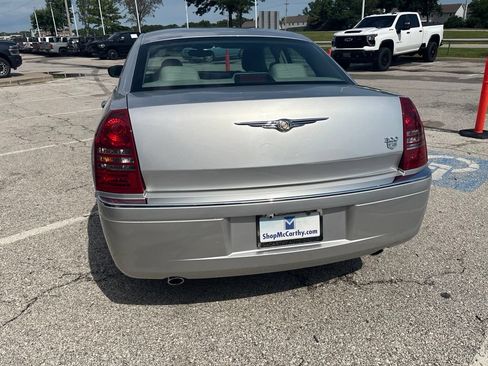 Used 2005 Chrysler 300 C w/ Sound Group II RWD image 20