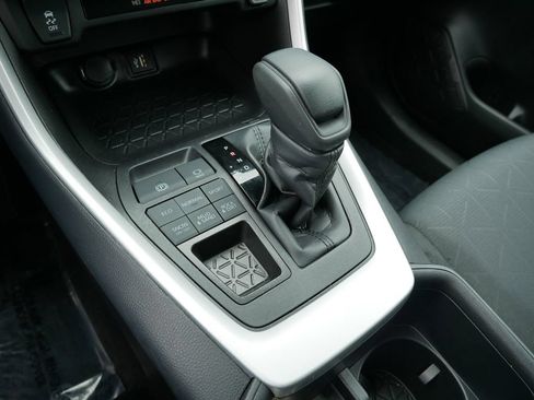 Certified 2025 Toyota RAV4 XLE AWD/4WD image 23