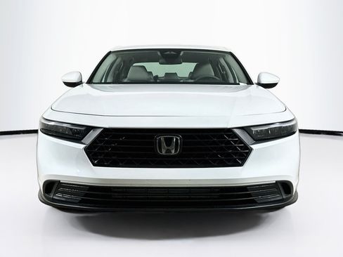 Used 2025 Honda Accord LX image 2