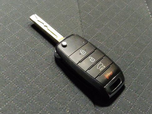 Used 2019 Kia Sorento L FWD image 32