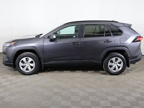 Used 2019 Toyota RAV4 LE image 15