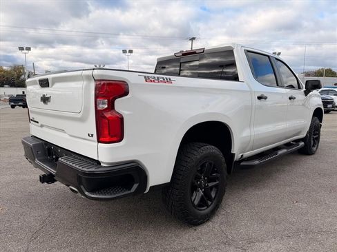 Used 2024 Chevrolet Silverado 1500 LT Trail Boss w/ Convenience Package II image 4