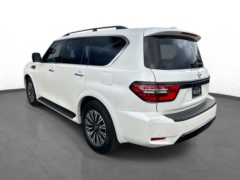 Used 2023 Nissan Armada SL w/ Midnight Edition Package RWD image 5