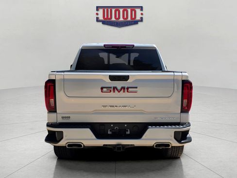 Used 2025 GMC Sierra 1500 Denali w/ Denali Reserve Package AWD/4WD image 3
