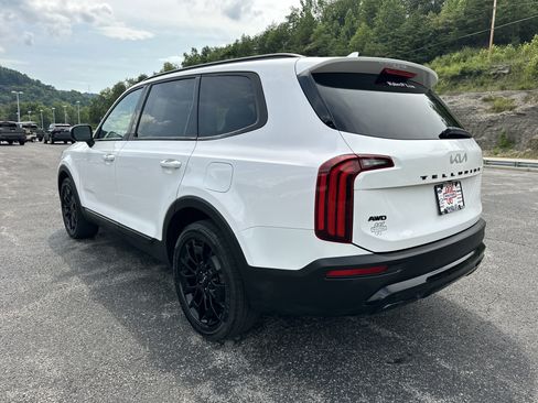 Used 2022 Kia Telluride EX w/ EX Premium Package AWD/4WD image 6