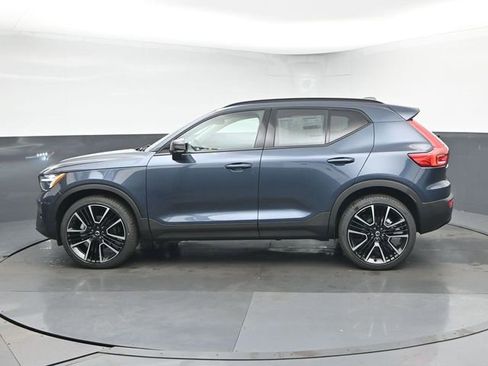 New 2026 Volvo XC40 B5 Ultra w/ Protection Package Premier image 5