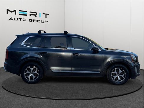Used 2021 Kia Telluride EX w/ Towing Package image 9