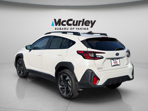 Used 2024 Subaru Crosstrek 2.5i Limited w/ Crosstrek Mirror Package image 3