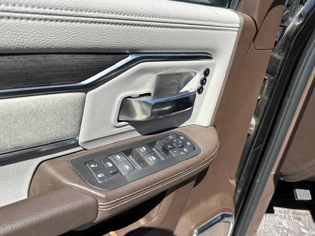 New 2025 RAM 2500 Laramie w/ Towing Technology Group AWD/4WD image 20