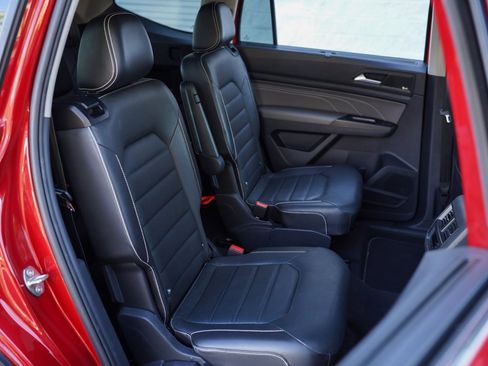 Used 2022 Volkswagen Atlas SEL Premium image 26