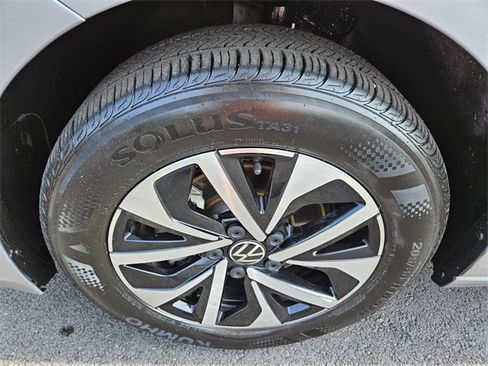 Used 2024 Volkswagen Jetta S image 18