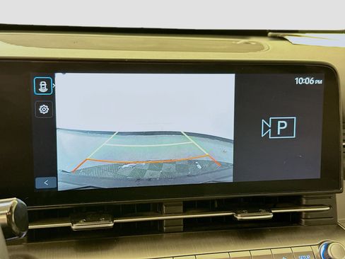 Used 2025 Hyundai Kona SEL image 23