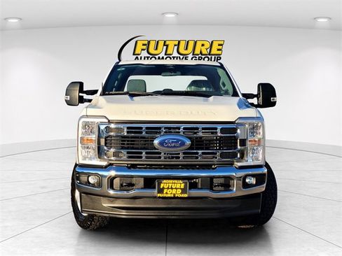 Used 2024 Ford F350 XLT image 2