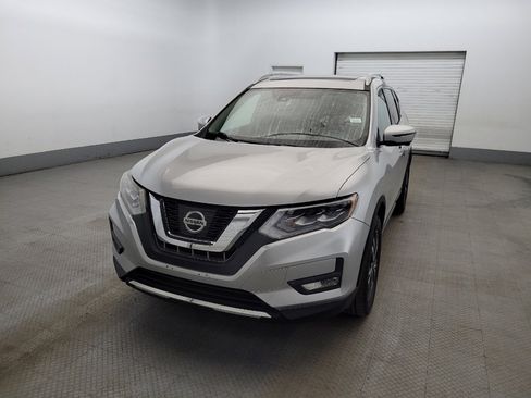 Used 2017 Nissan Rogue SL w/ SL Premium Package image 15