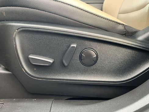 Used 2022 Ford Escape SEL w/ Class II Trailer Tow Package image 14