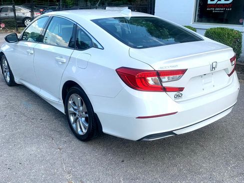 Used 2019 Honda Accord LX image 6